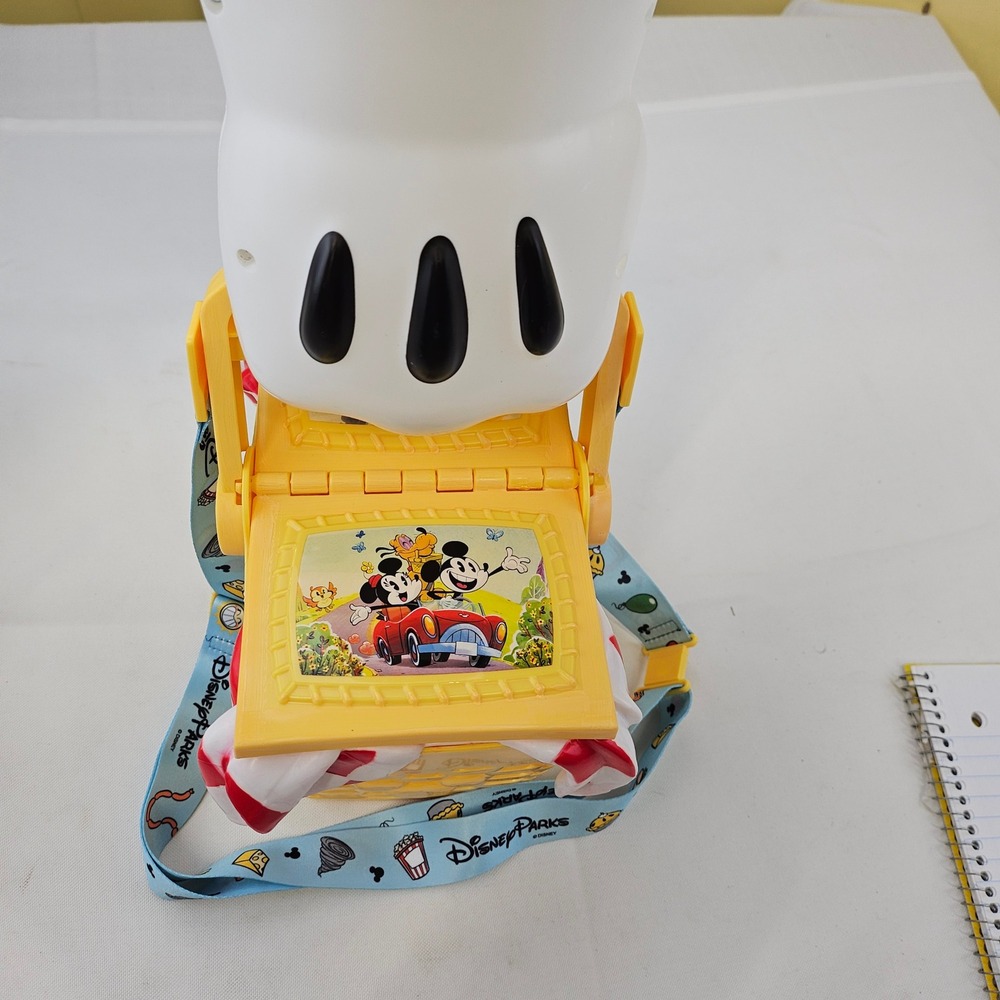 Disney Parks Mickey Minnie Runaway Railway Picnic Basket Popcorn Bucket Lanyard‎
